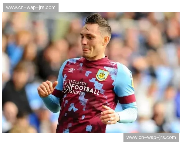 伯恩利客胜水晶宫 九分保级差距仍存希望 伯恩利客胜水晶宫 九分保级差距仍存希望